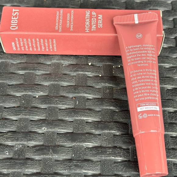 QIBEST Hydrating Tinted Lip Serum - Picture 4 of 5